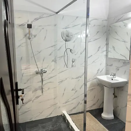 Apartamento In 1 *